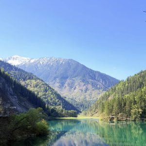 Jiuzhaigou & Huanglong + Minjiang Source 3D2N VIP Tour (2–9 Pax)